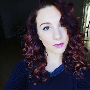Meet your Posher, Stephanie
